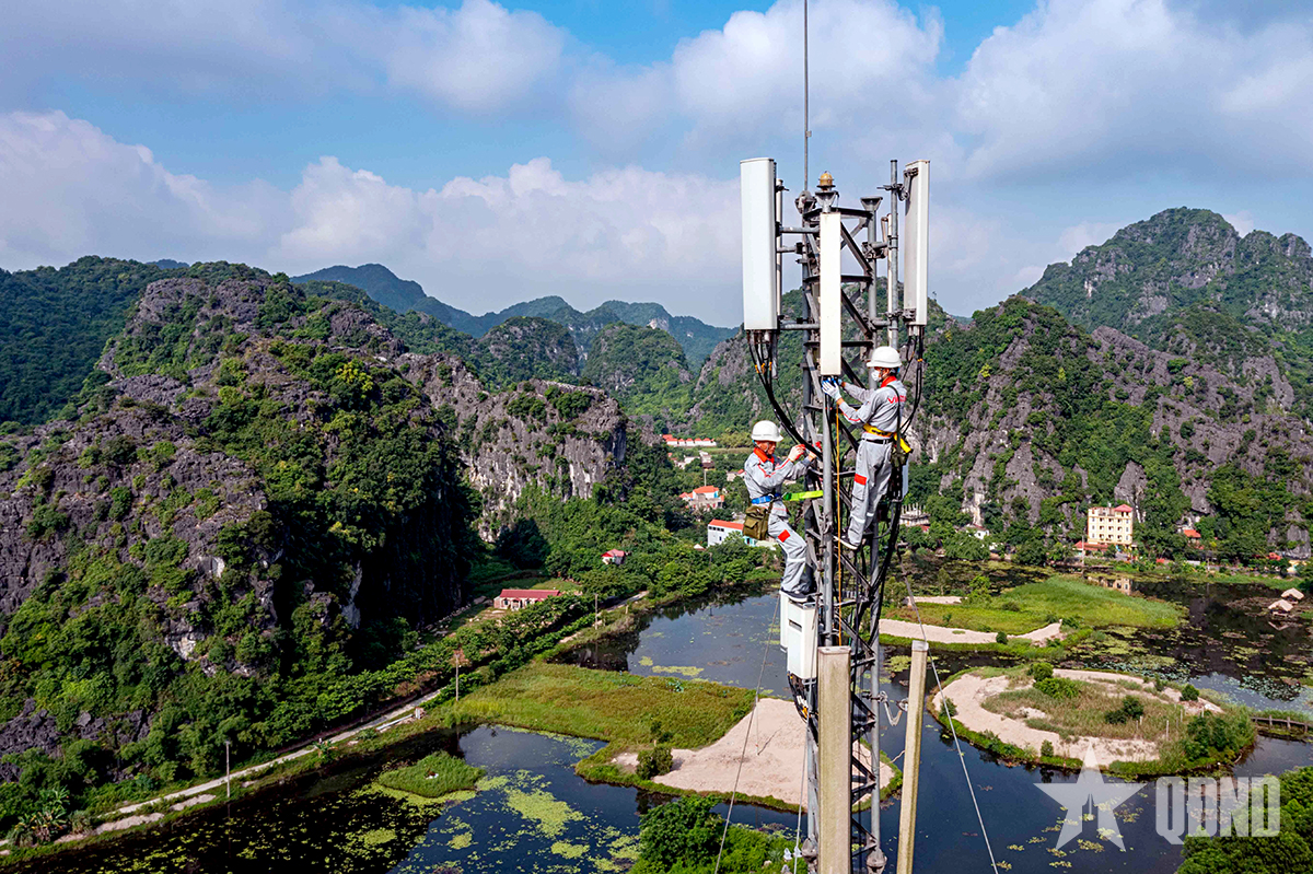 Viettel lần đầu công bố Báo cáo Phát triển Bền vững - dấu mốc hướng tới tương lai xanh trong kỷ nguyên số